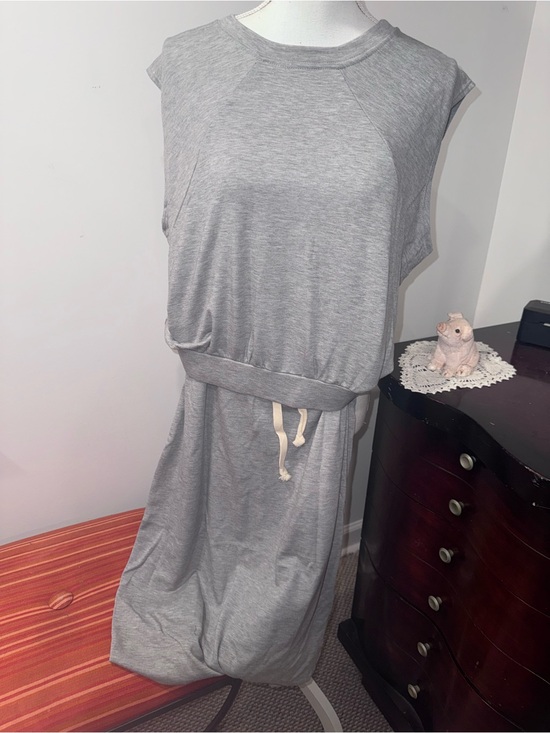 Zenana Dresses & Skirts - Zenana 
Light Gray Cap-Sleeve Pullover Tank Top with skirt